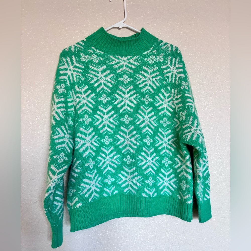 Old Navy Green and White Fair Isle Snowflake Mock Turtleneck Sweater